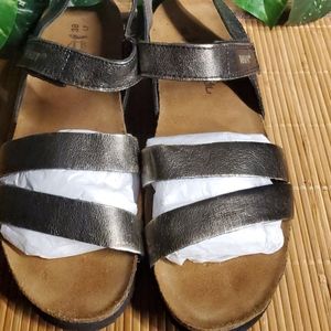 Strap Sandles by.Naot